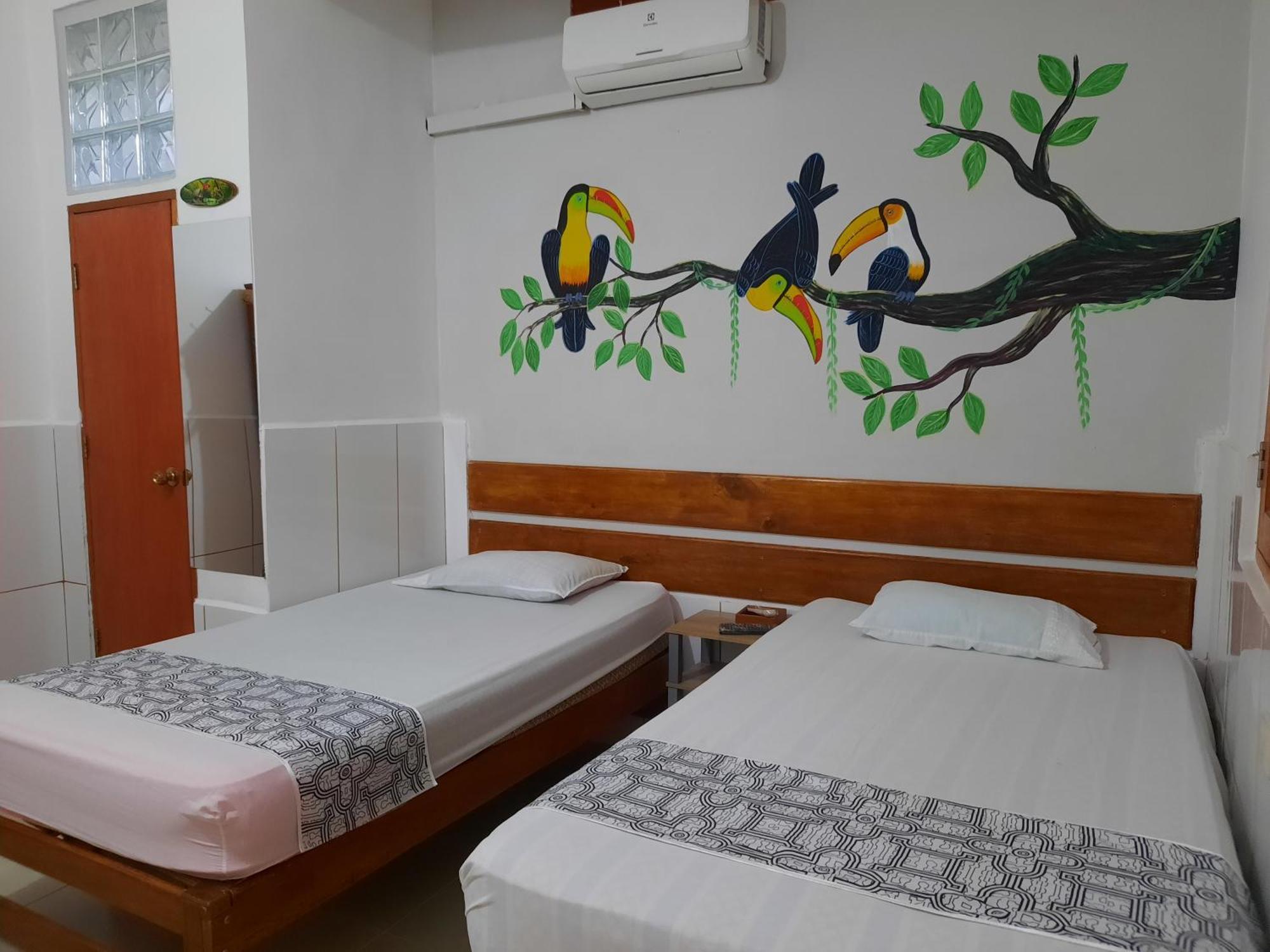 Amazon House Hostel Iquitos Extérieur photo