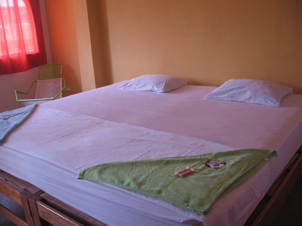 Amazon House Hostel Iquitos Extérieur photo
