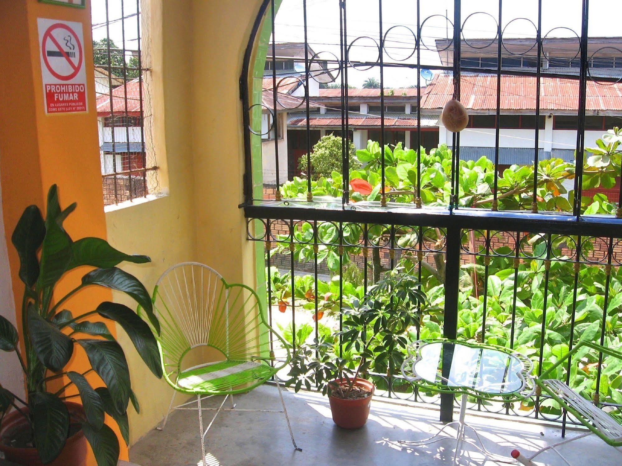 Amazon House Hostel Iquitos Extérieur photo